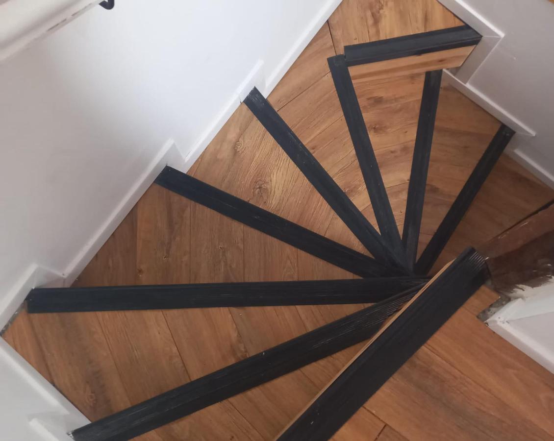 Chez Ma Petite Reine 1 Leilighet Pontoise Eksteriør bilde